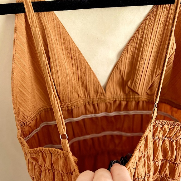 **NWT** CIDER, Orange V-Neck Shirred Waist Midi Dress - Picture 6 of 13